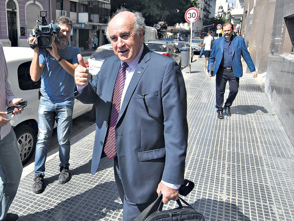 El ex funcionario kirchnerista se mostró solidario con sus ex compañeros de gabinete.