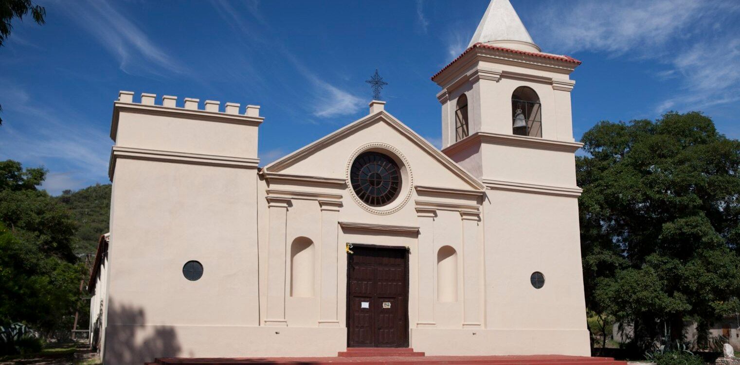 Iglesia de San José de Piedra Blanca.
