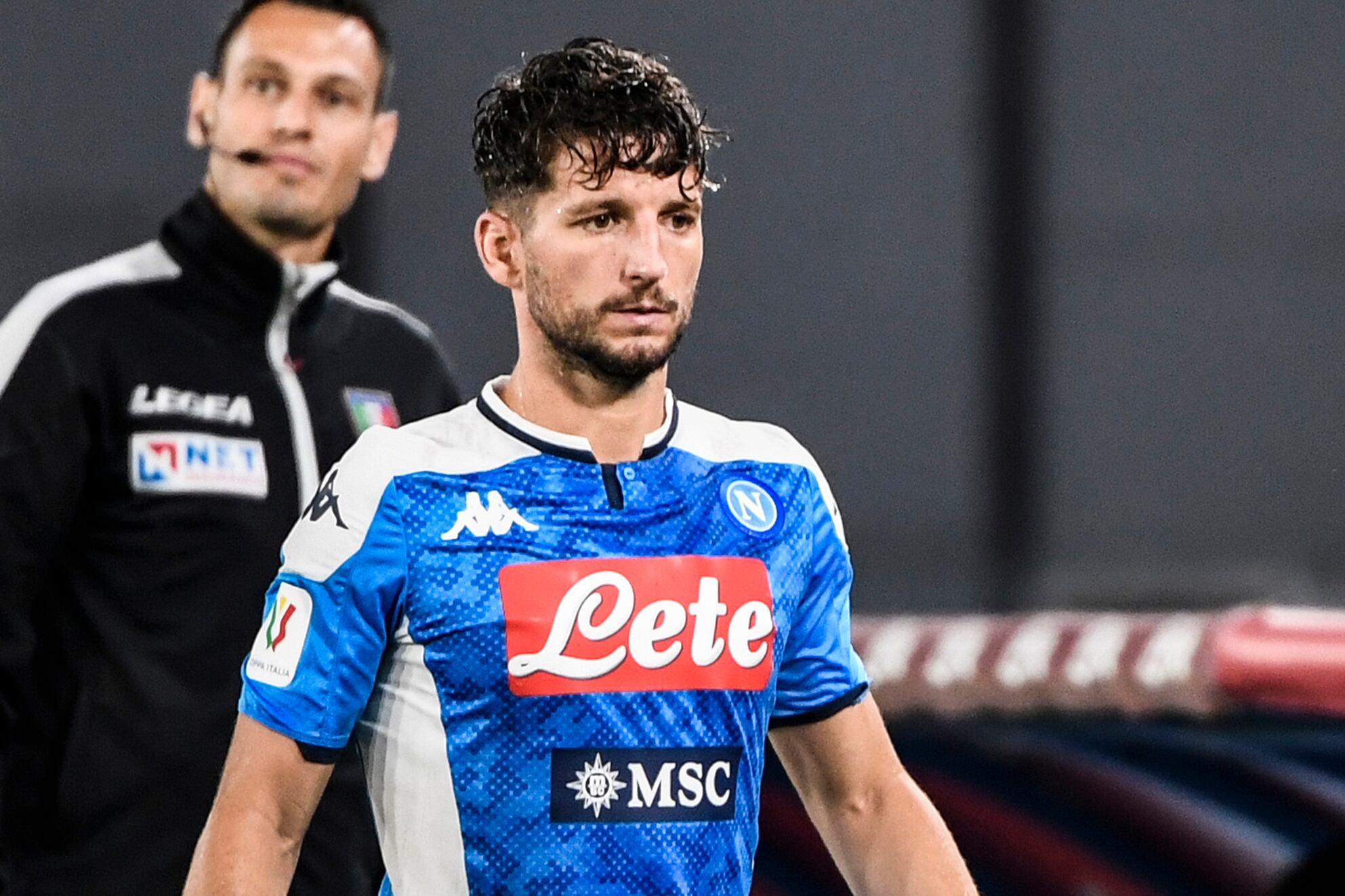 Mertens superó a Maradona como máximo goleador.