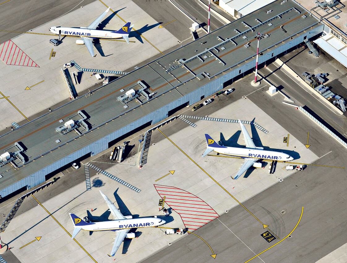 “La llegada de nuevas líneas aéreas generará diversificación. El problema es el mediano plazo”, advierte el especialista Gustavo Lipovich.