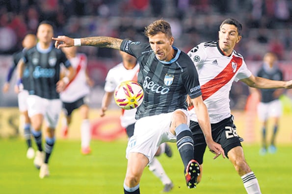 La goleada no fue suficiente para que River siguiera en el torneo.