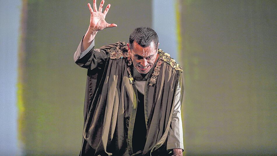 Angelelli en escena como Edipo.