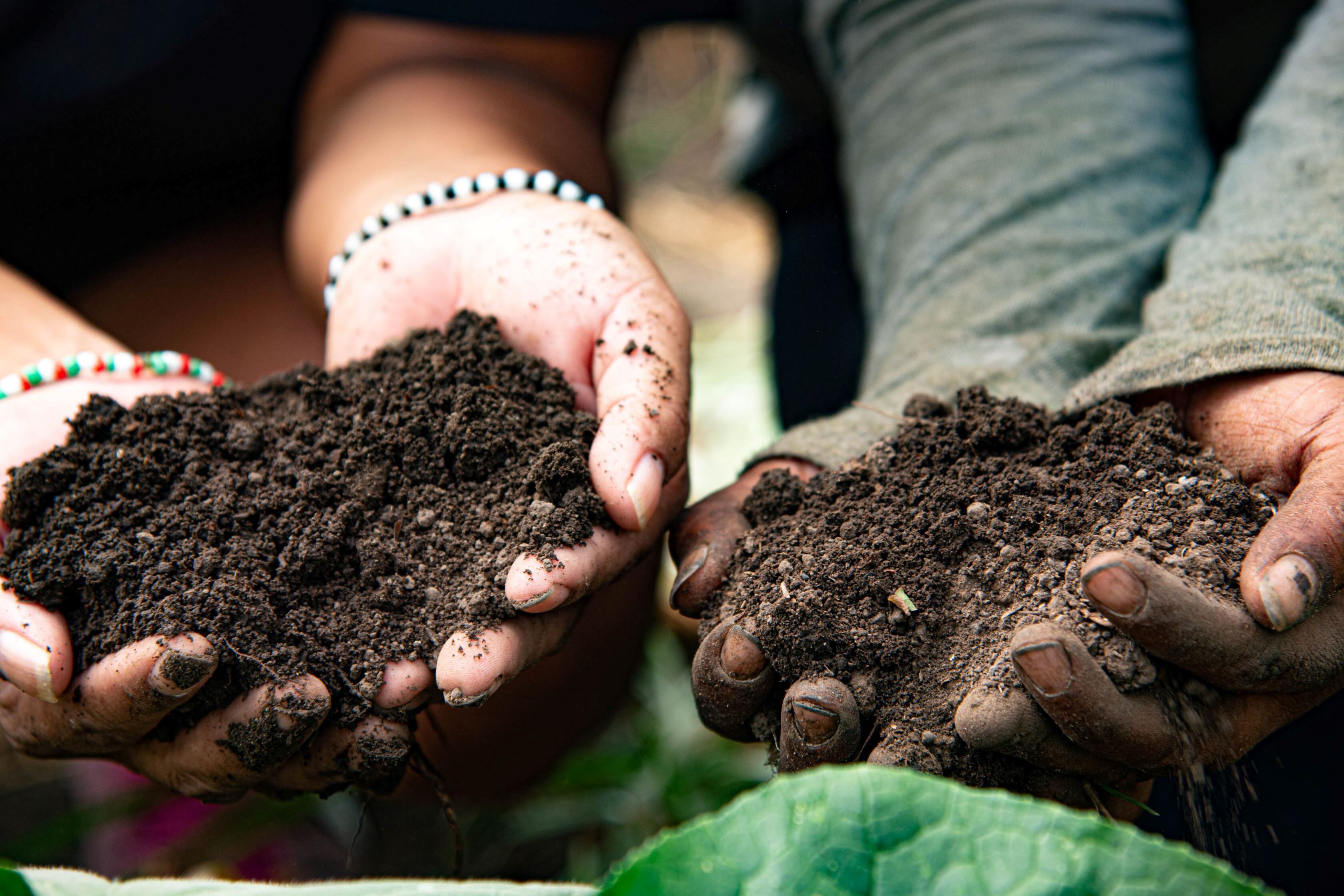 Sostenerse entre sí a pesar de las distancias, ese es el desafío de las mujeres rurales.
