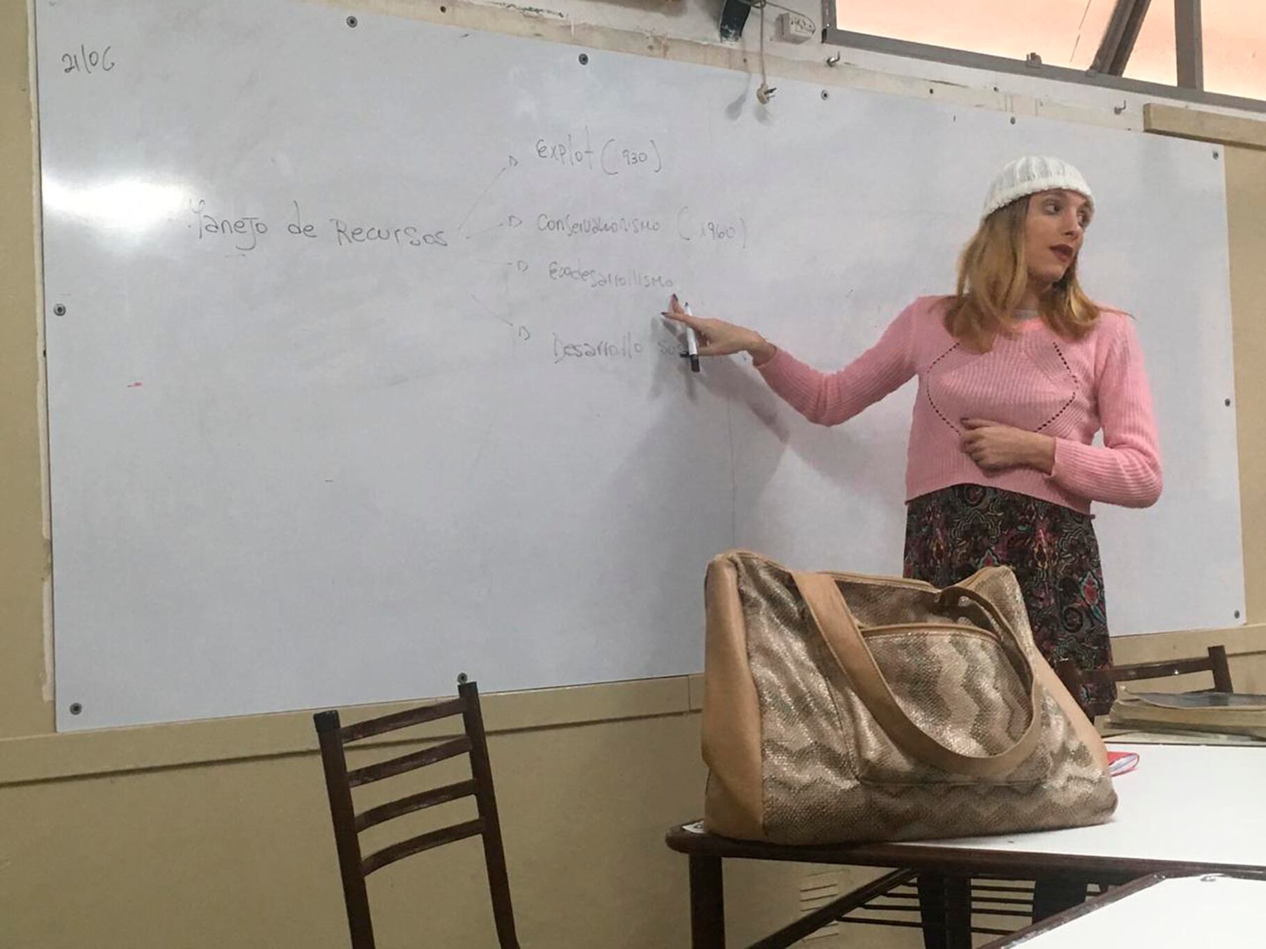 Les alumnes vieron el proceso que vivió Macarena.