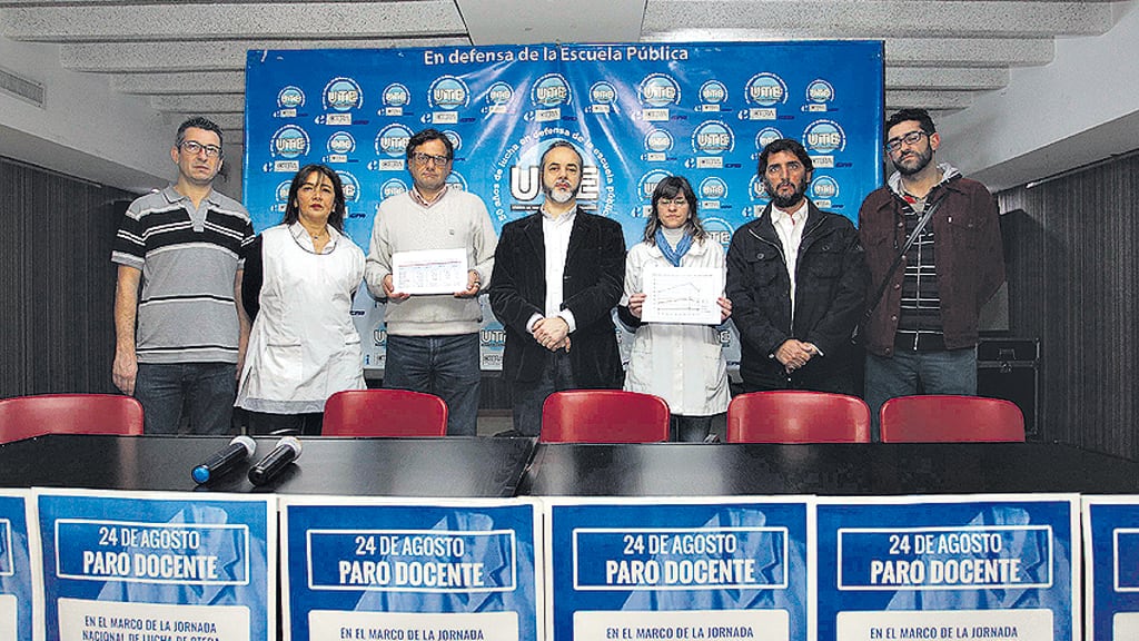 Los docentes porteños harán paro en reclamo de una mejora salarial.