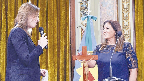 La causa por los aportantes truchos golpeó a la gobernadora María Eugenia Vidal y también a Mauricio Macri.