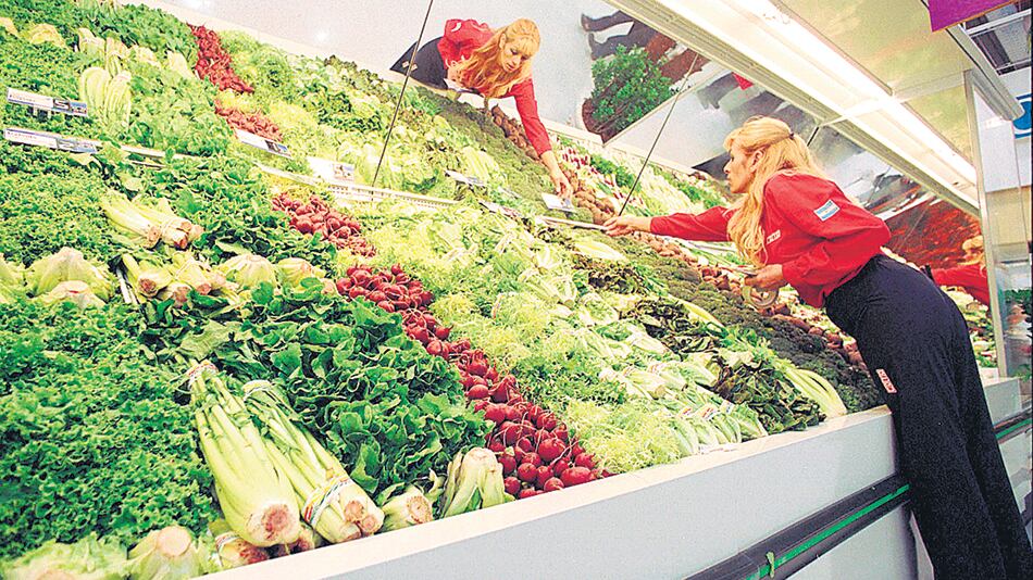 El rubro alimentos se encareció 2,3 por ciento en septiembre, con frutas y verduras a la cabeza.