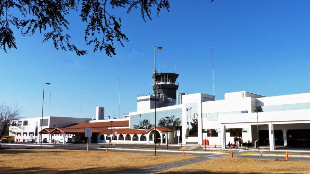 Aeropuerto internacional Martín Miguel de Güemes 