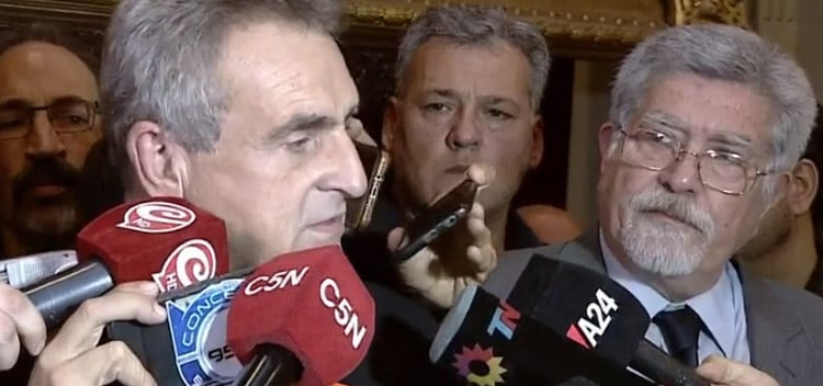 Rossi y Fuentes en la conferencia de prensa de esta tarde.