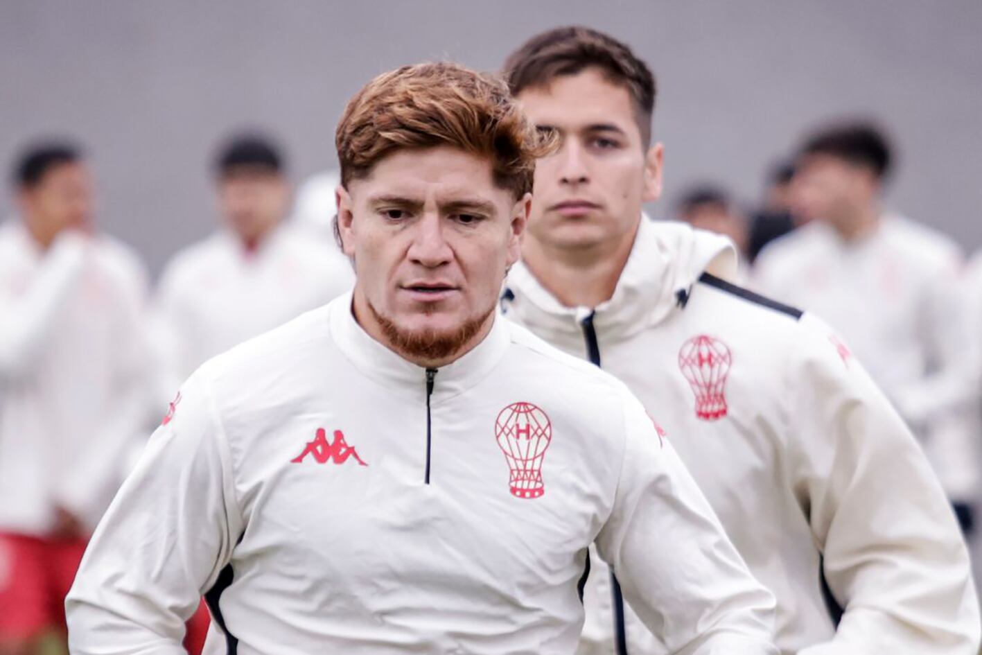 Leonardo Gil encabeza la fila en la práctica