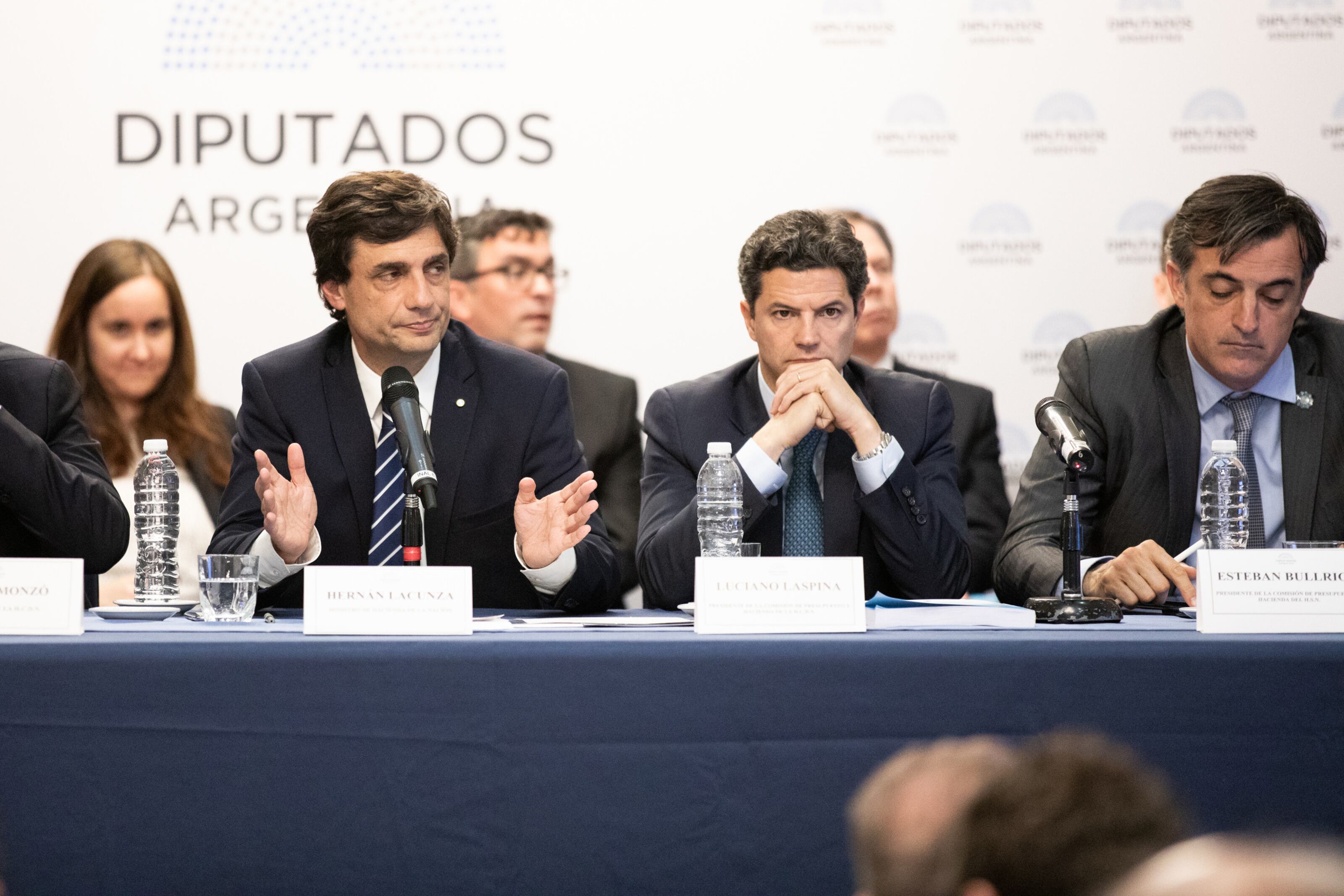 “No hay necesidad de un tipo de cambio más alto que el actual", aseguró Lacunza.