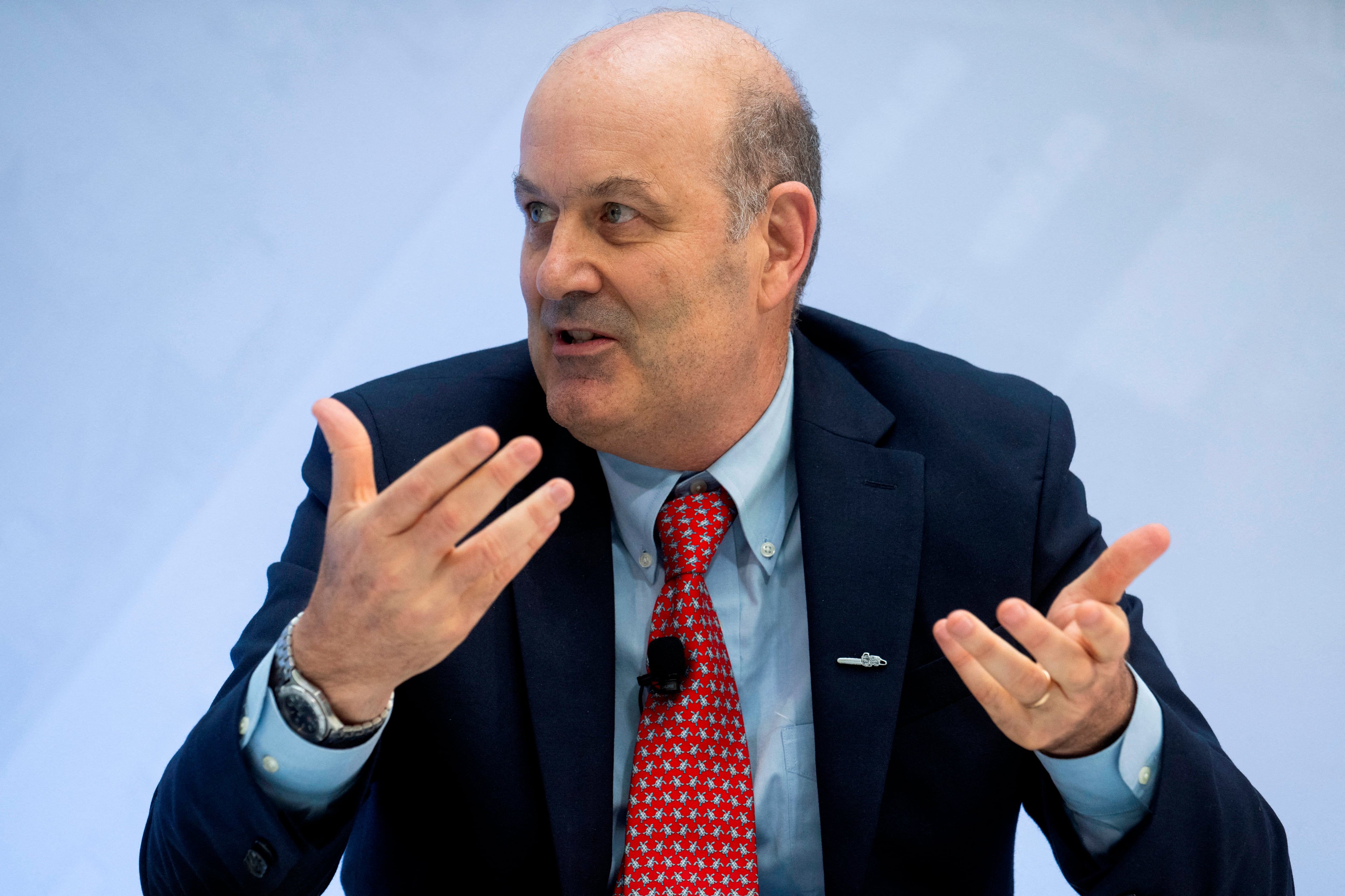 Sturzenegger aseguró que disolver organismos disminuye el índice de pobreza.