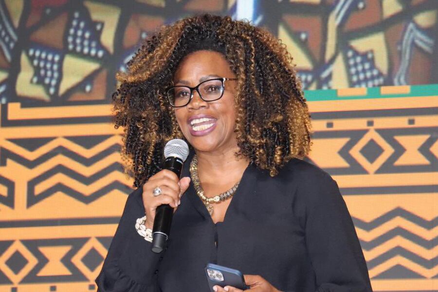 Epsy Campbell en el Encuentro Internacional de Mujeres Afrodescendientes. Imagen: @ViceColombia