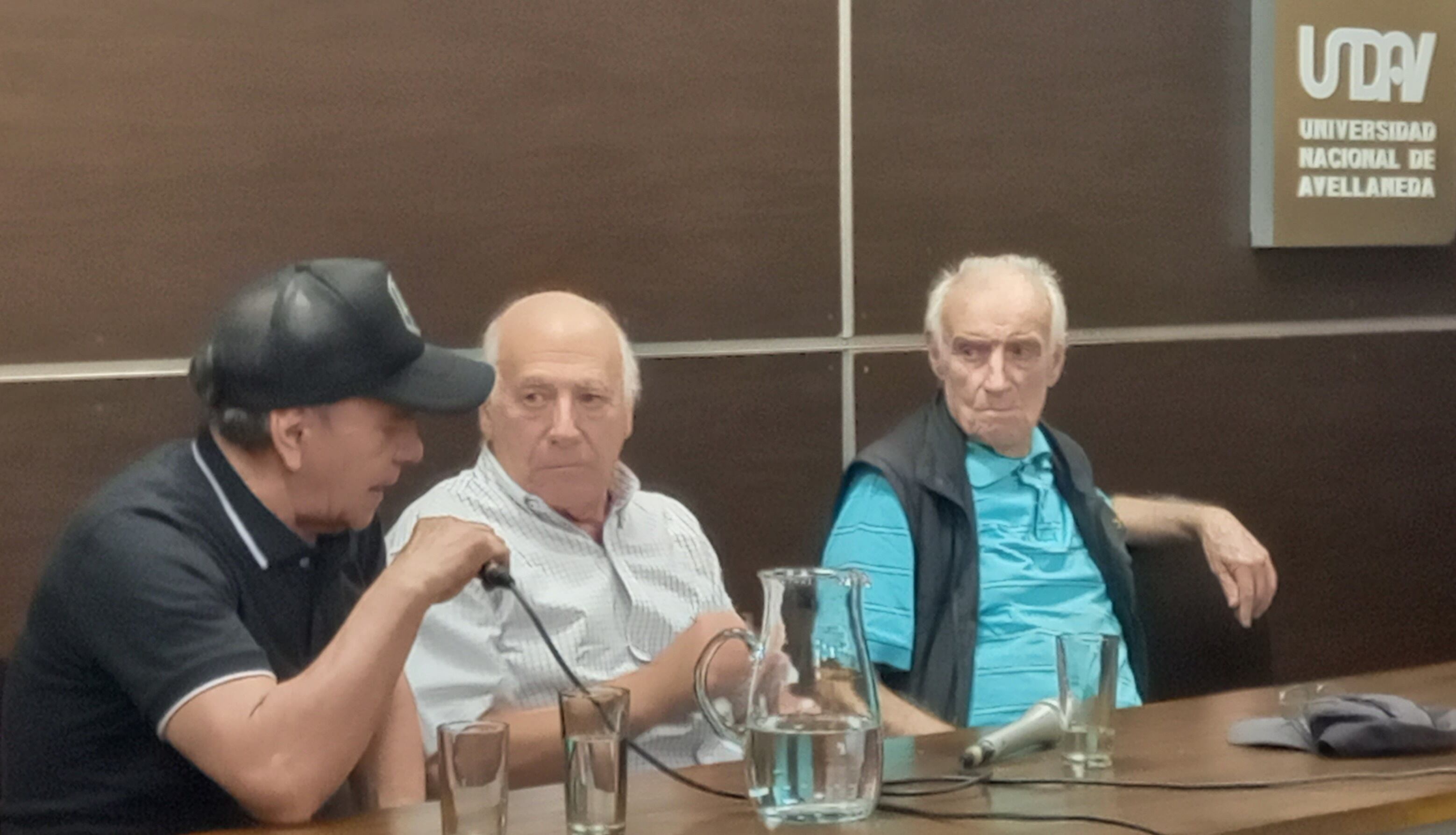 Más, Pónsico y Garabal