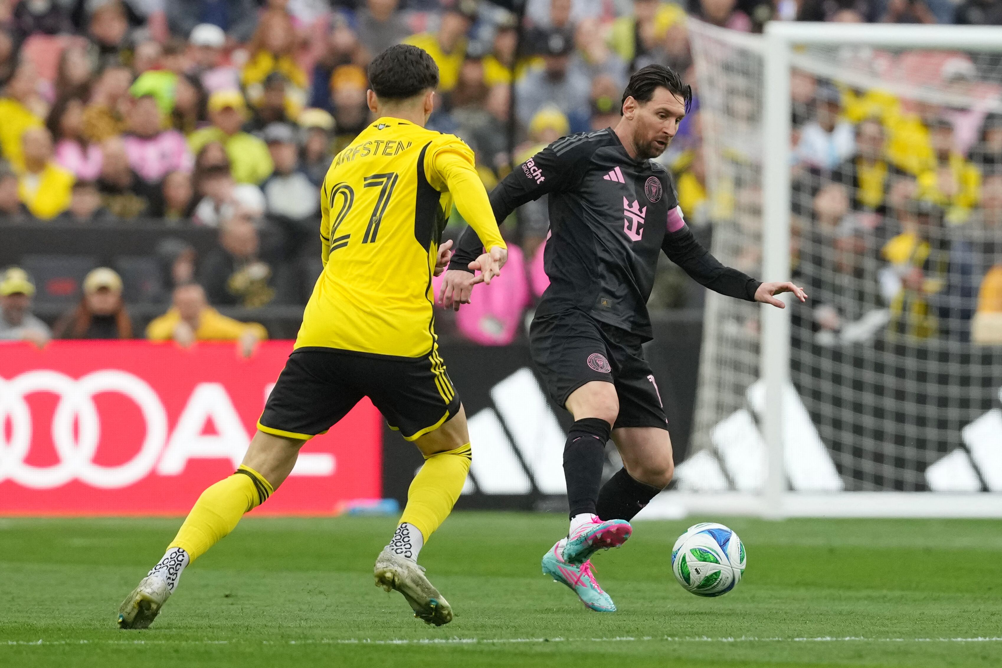 Messi tuvo dos grandes ocasiones para convertir