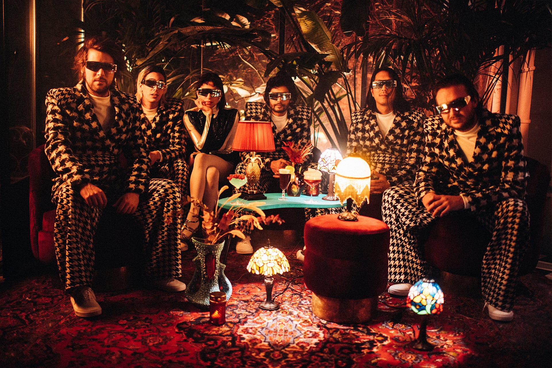 Flore Benguigui y Charles de Boisseguin hablan sobre Tako Tsubo, el disco pop y groovero que amasaron toda la cuarentena