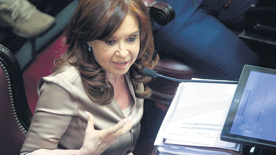 La ex presidenta Cristina Kirchner volverá hoy a presentarse en los tribunales de Comodoro Py.