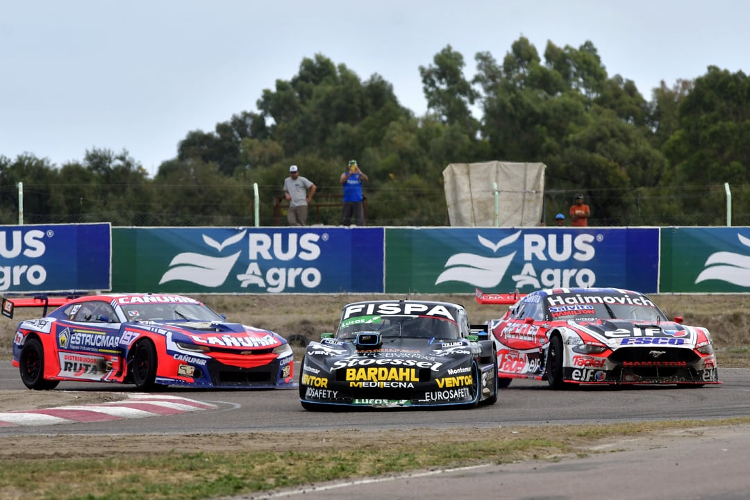 Mustang y Camaro logran su primer podio detrás del Falcon