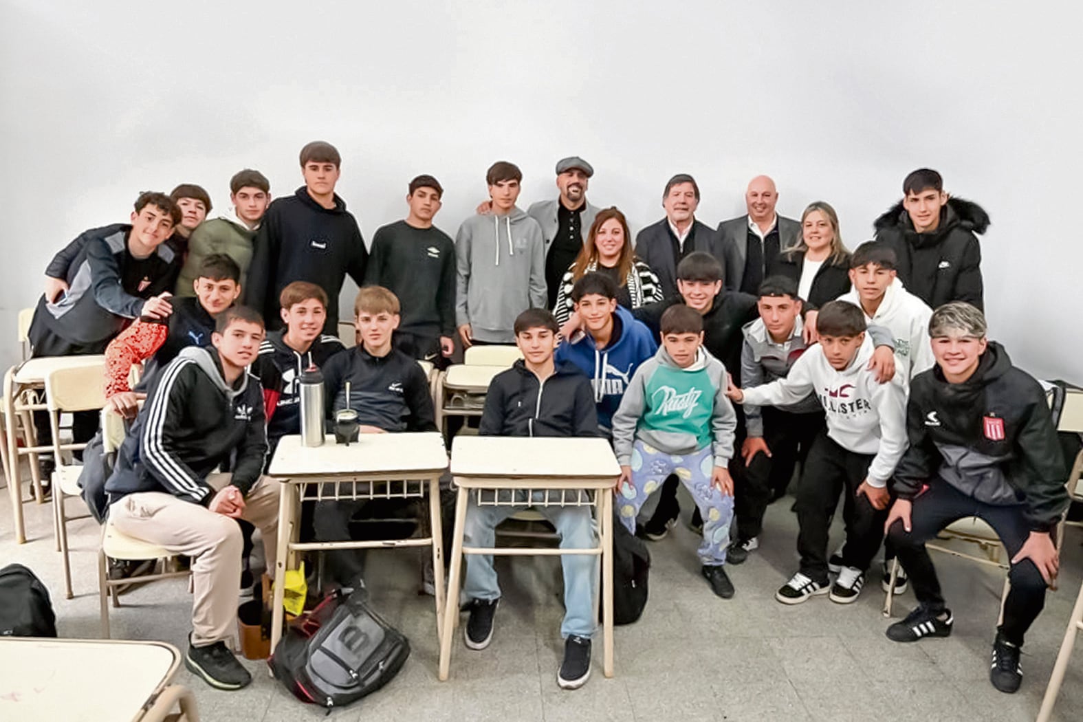Alberto Sileoni entregó al club el reconocimiento del modelo curricular.