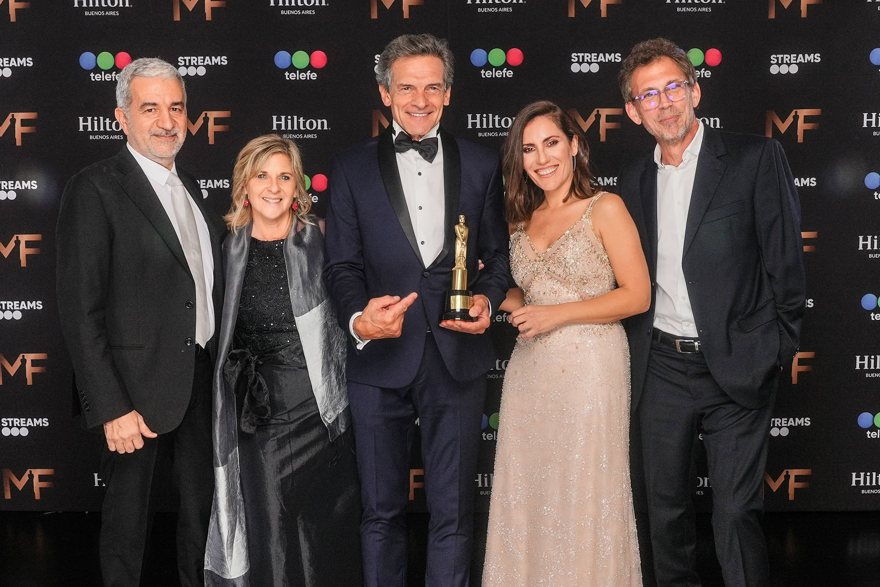 Marcelo Antín, Andrea Albarello,Claudio Rígoli, Mariana Verón y Damián Lodola en los Martín Fierro