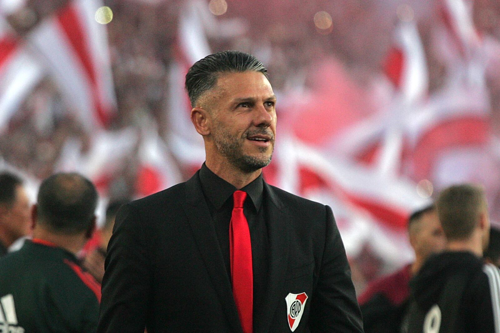 Martín Demichelis no pasó desapercibido en el Superclásico con su cambió de look