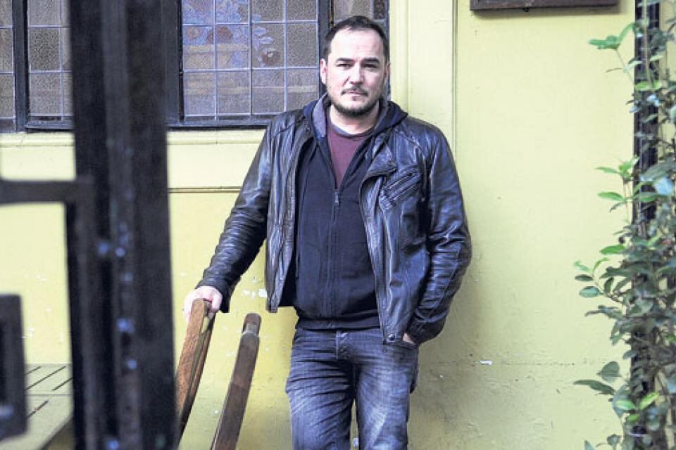 Ismael Serrano nació el 9 de marzo de 1974