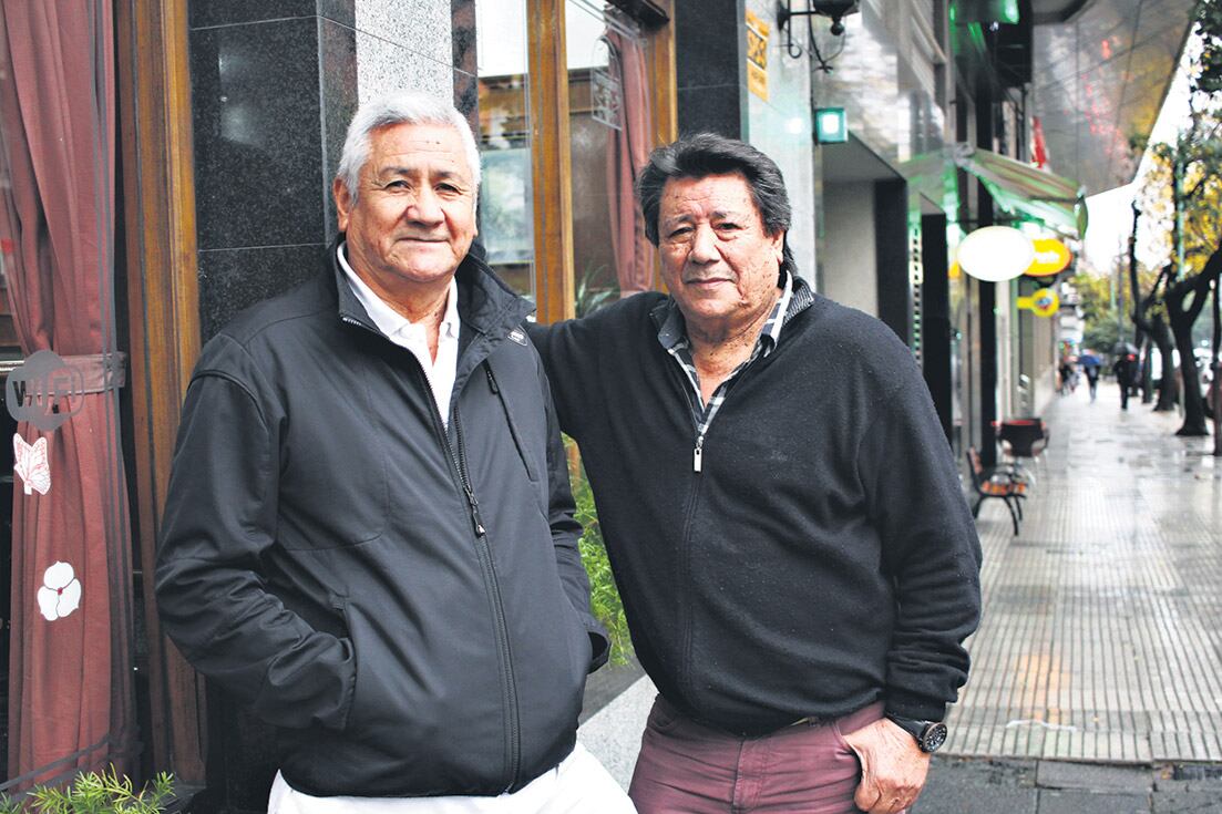 Musha y Kali Carabajal, históricos integrantes de una agrupación que es un símbolo del folklore argentino.