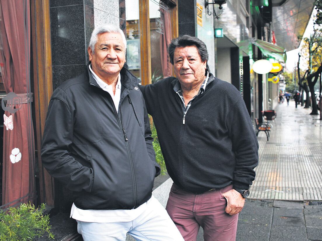 Musha y Kali Carabajal, históricos integrantes de una agrupación que es un símbolo del folklore argentino.