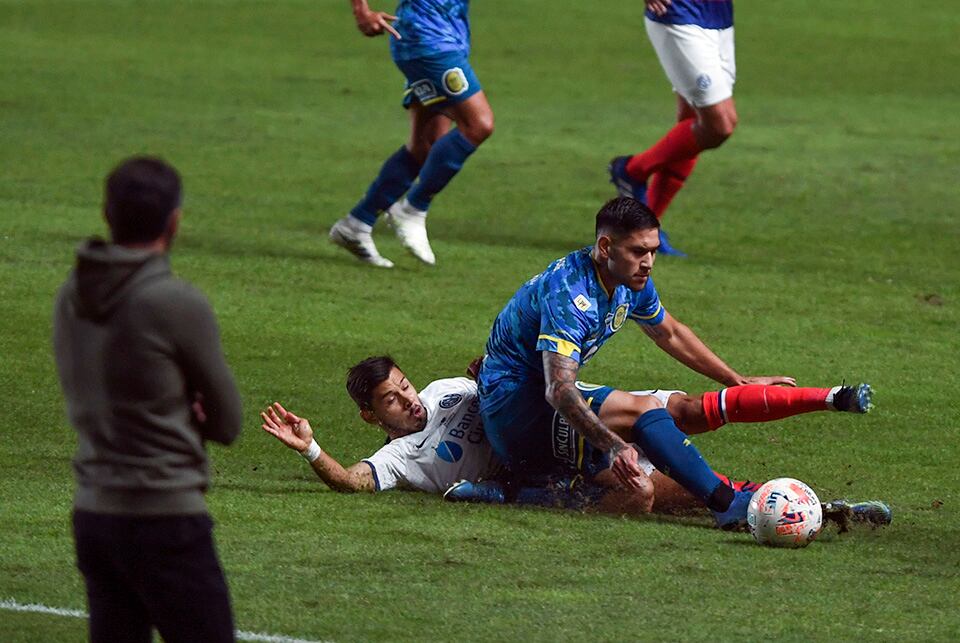 En el segundo tiempo Central reaccionó, pero sin recursos ni ideas para descontar.