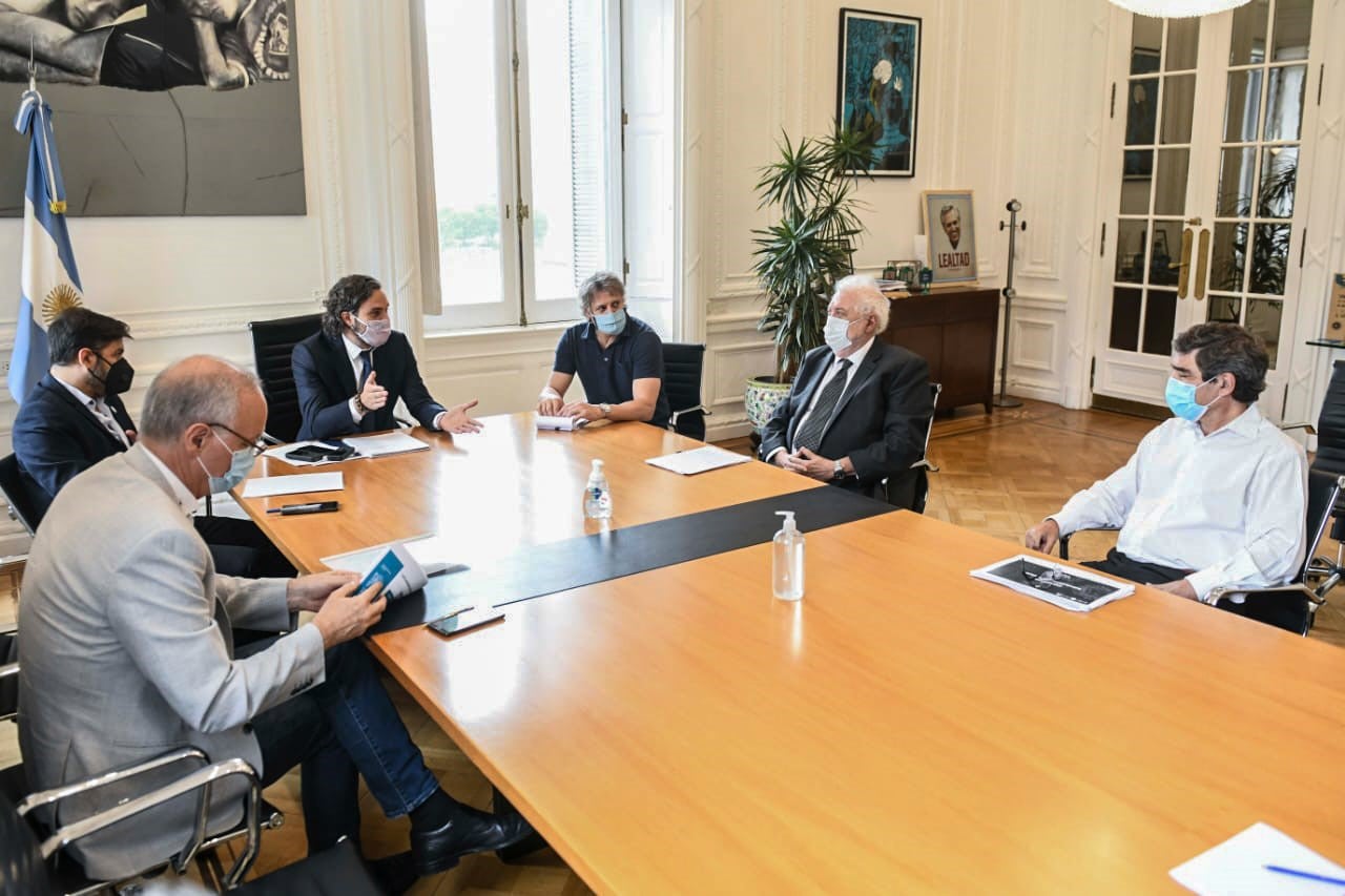 Santiago Cafiero encabezó la reunión de jefes de Gabinete y ministros de Salud.