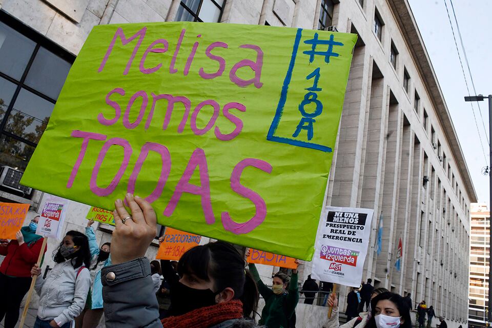El padecimiento de la mujer generó una movilización en Tribunales provinciales.