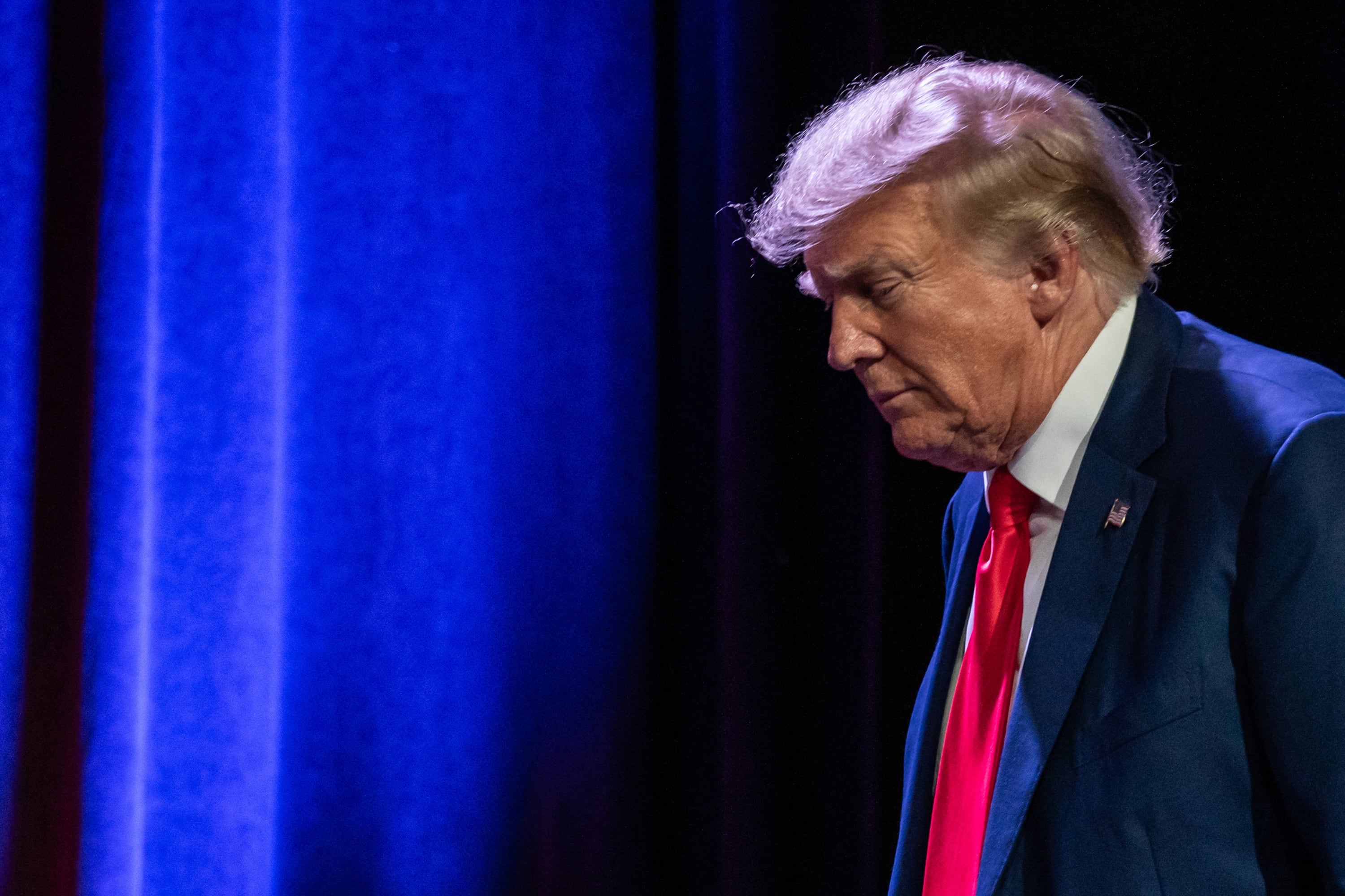 Donald Trump cada vez más acorralado.