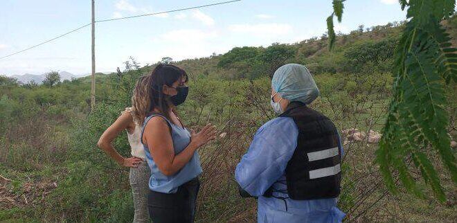 La fiscala en el lugar del hallazgo del ciclista