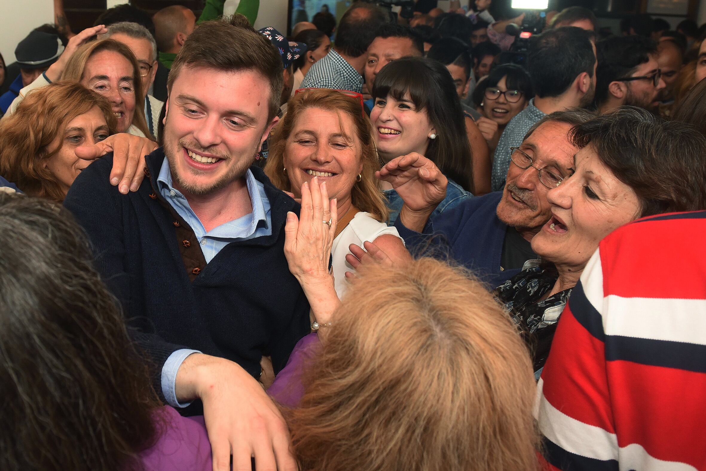 López Molina promete "una Rosario más segura".