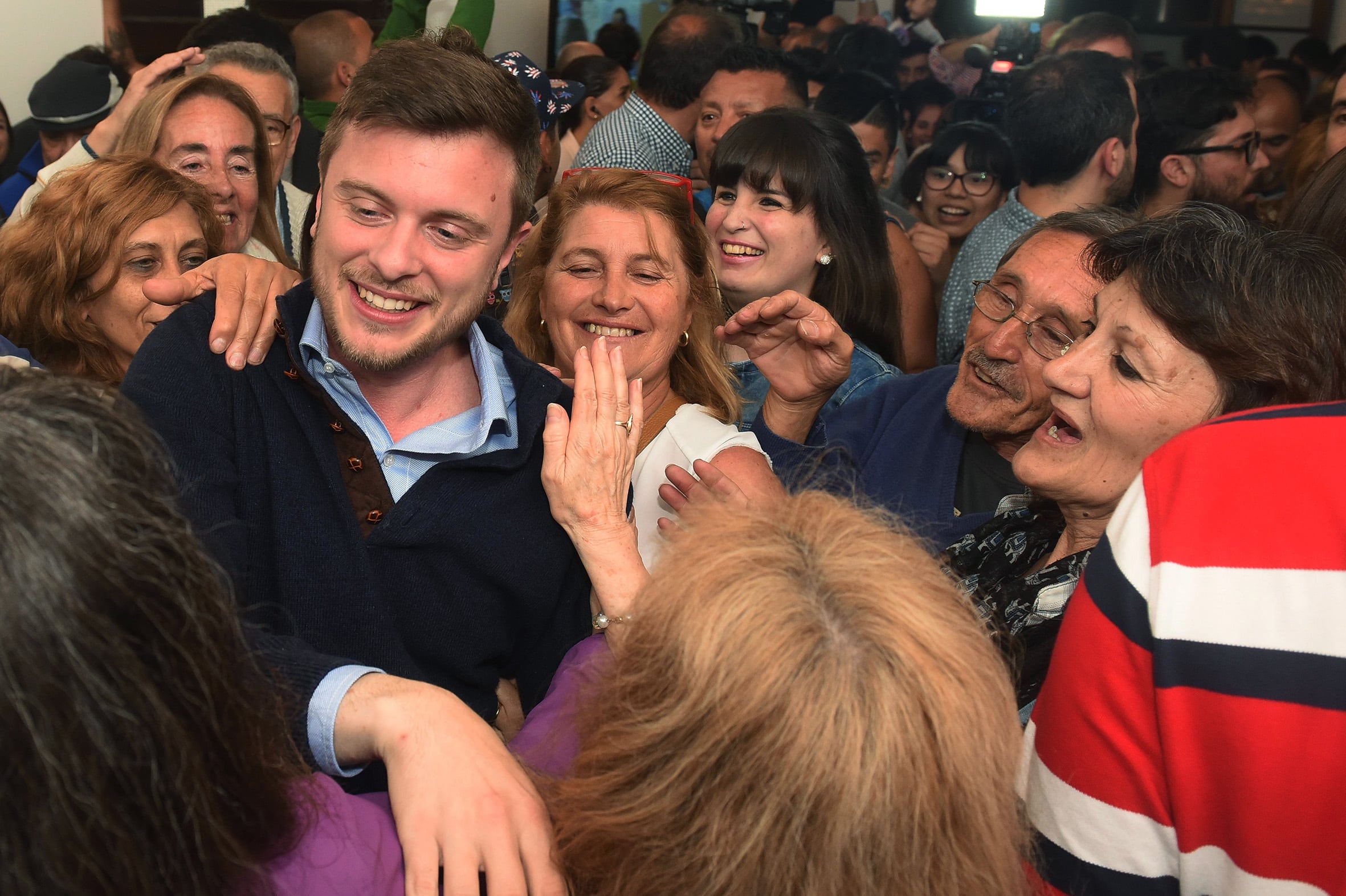 López Molina promete "una Rosario más segura".