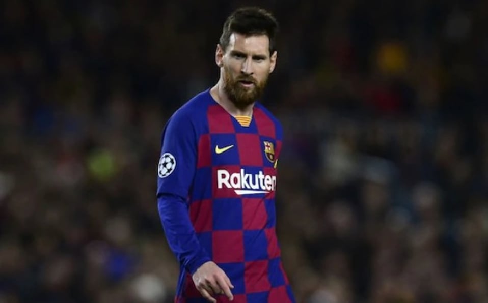 Sin identidad, Messi era el salvador del Barcelona.