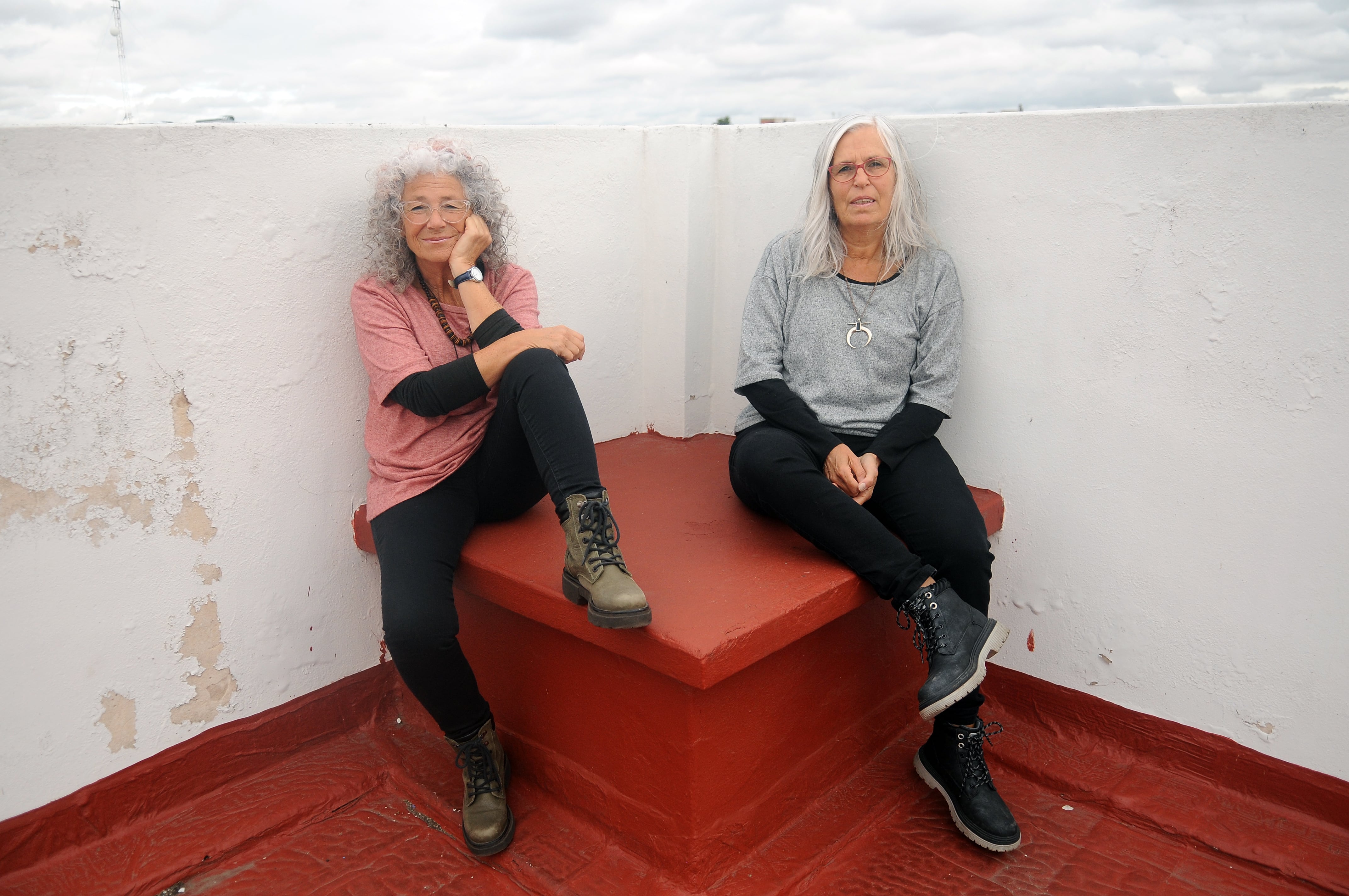 "En ese sistema participaban muchos profesionales jóvenes que hoy siguen atendiendo", dicen las autoras.