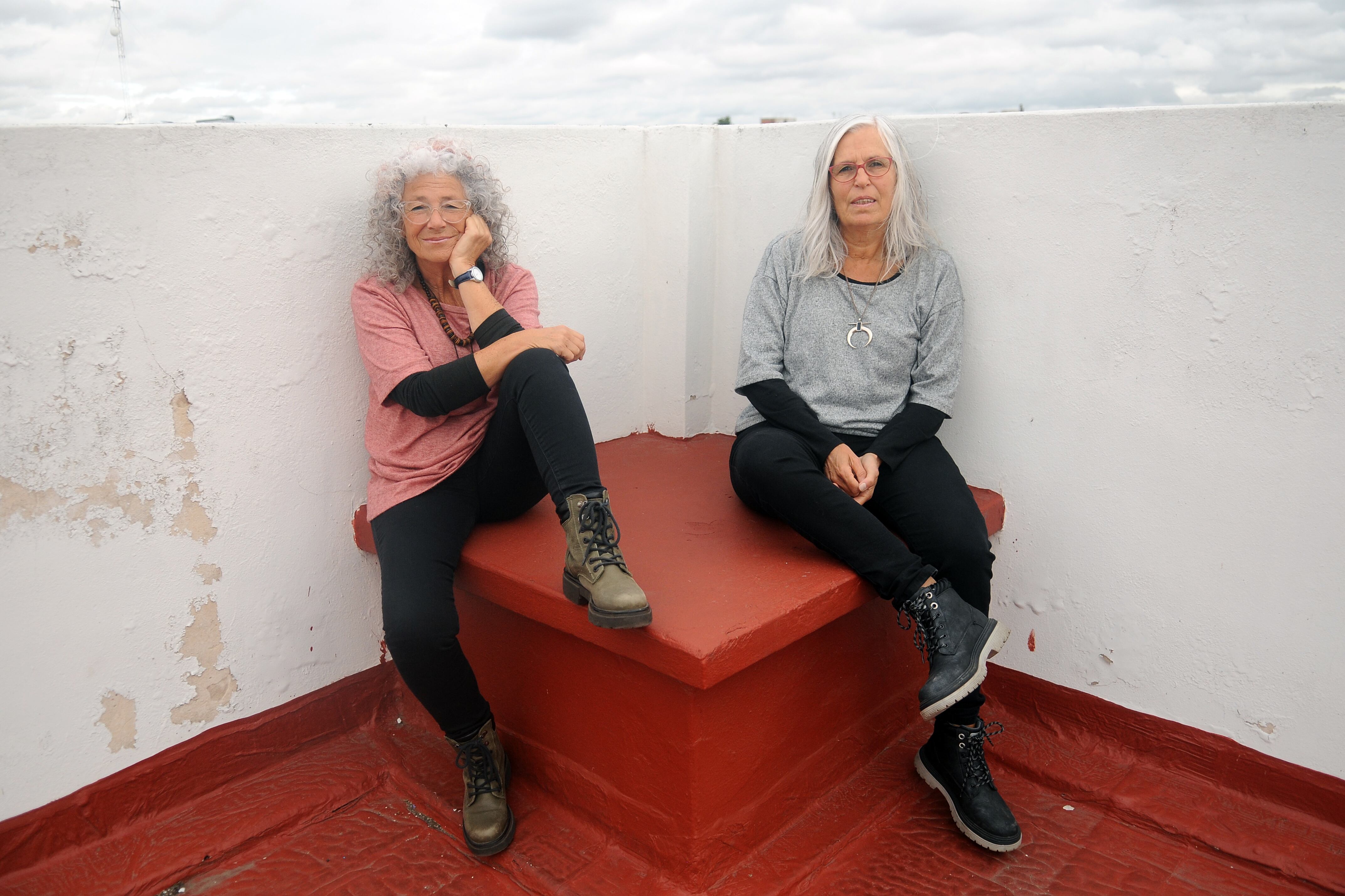 "En ese sistema participaban muchos profesionales jóvenes que hoy siguen atendiendo", dicen las autoras.