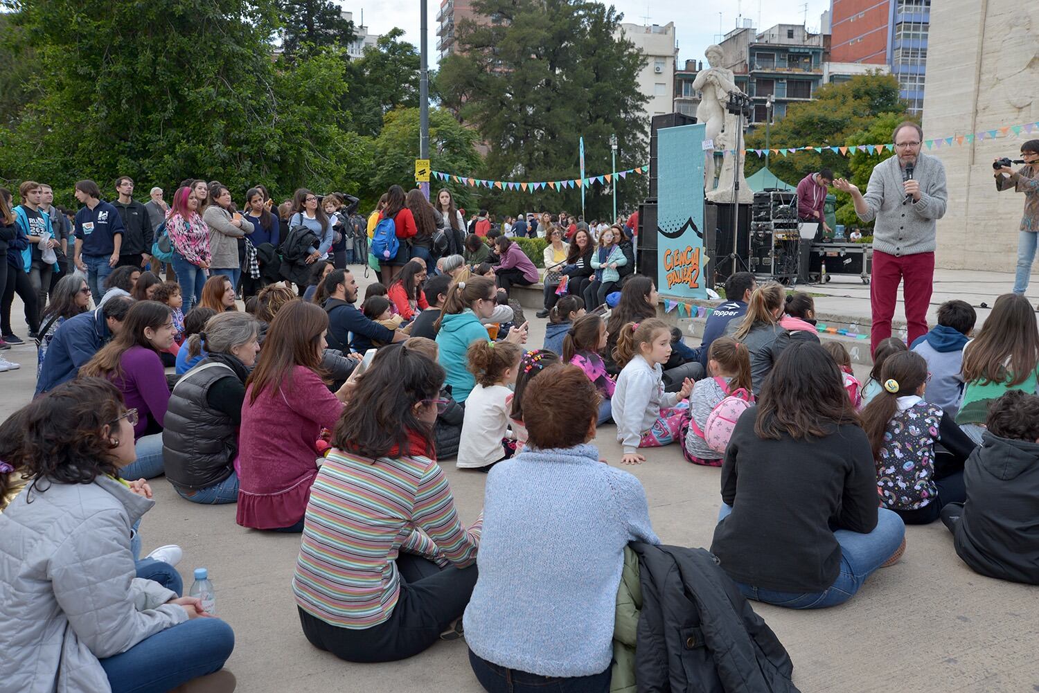 El festival tiene como antecedente la experiencia de Ciencia Paliza, un encuentro que tuvo lugar en 2016.