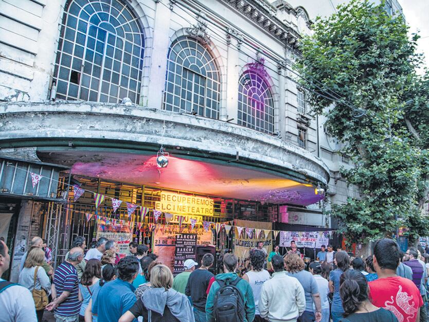 El inmueble se encuentra en peligro de demolición.