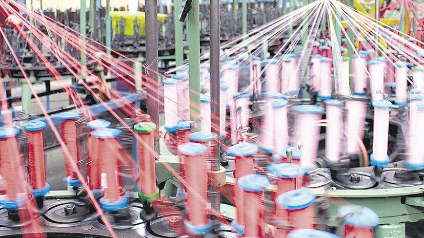 En un año hubo una caída de casi seis puntos porcentuales en la utilización de la capacidad instalada.