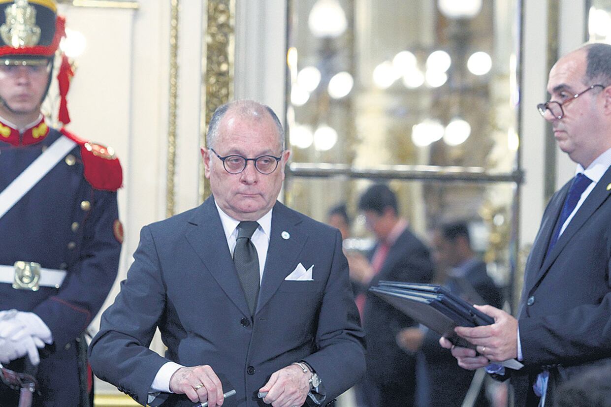 Jorge Faurie, canciller. Su cartera acusó de “violentas” a las organizaciones civiles y les prohibió participar.