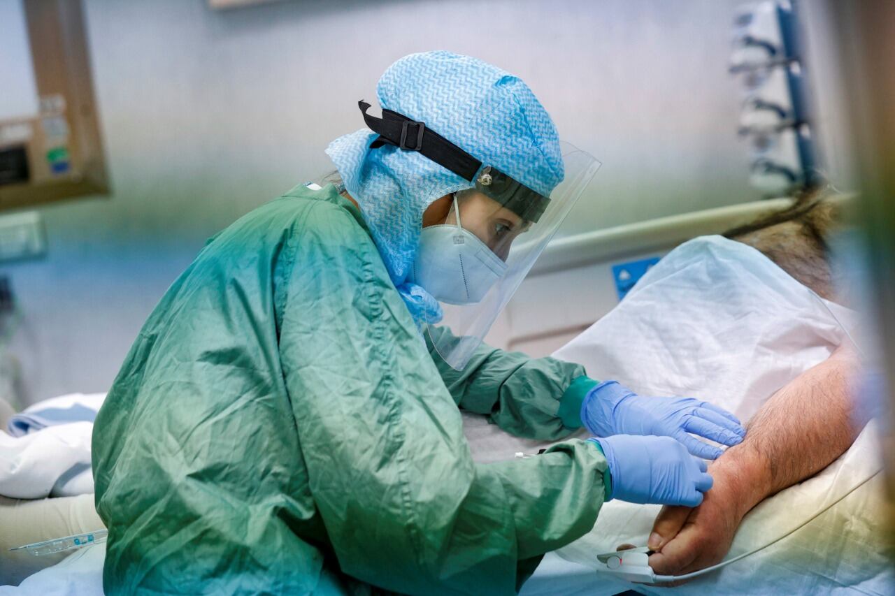 Con más de 228 mil contagios en las últimas 24 horas, Italia registró el record de casos desde el inicio de la pandemia.