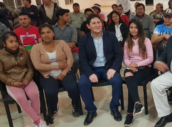 Sebastián Domínguez, en el centro