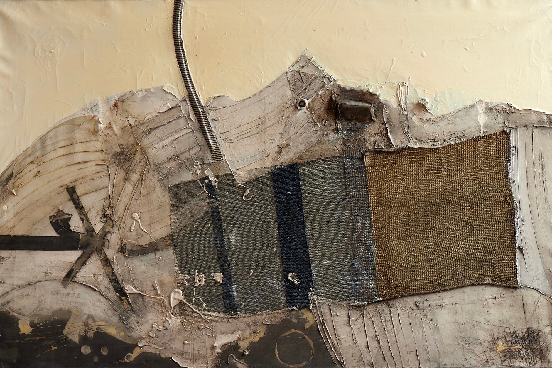 Una de las obras de M. Pucciarelle exhibidas en van Riel. Abajo: Otra de las obras de M. Pucciarelli.