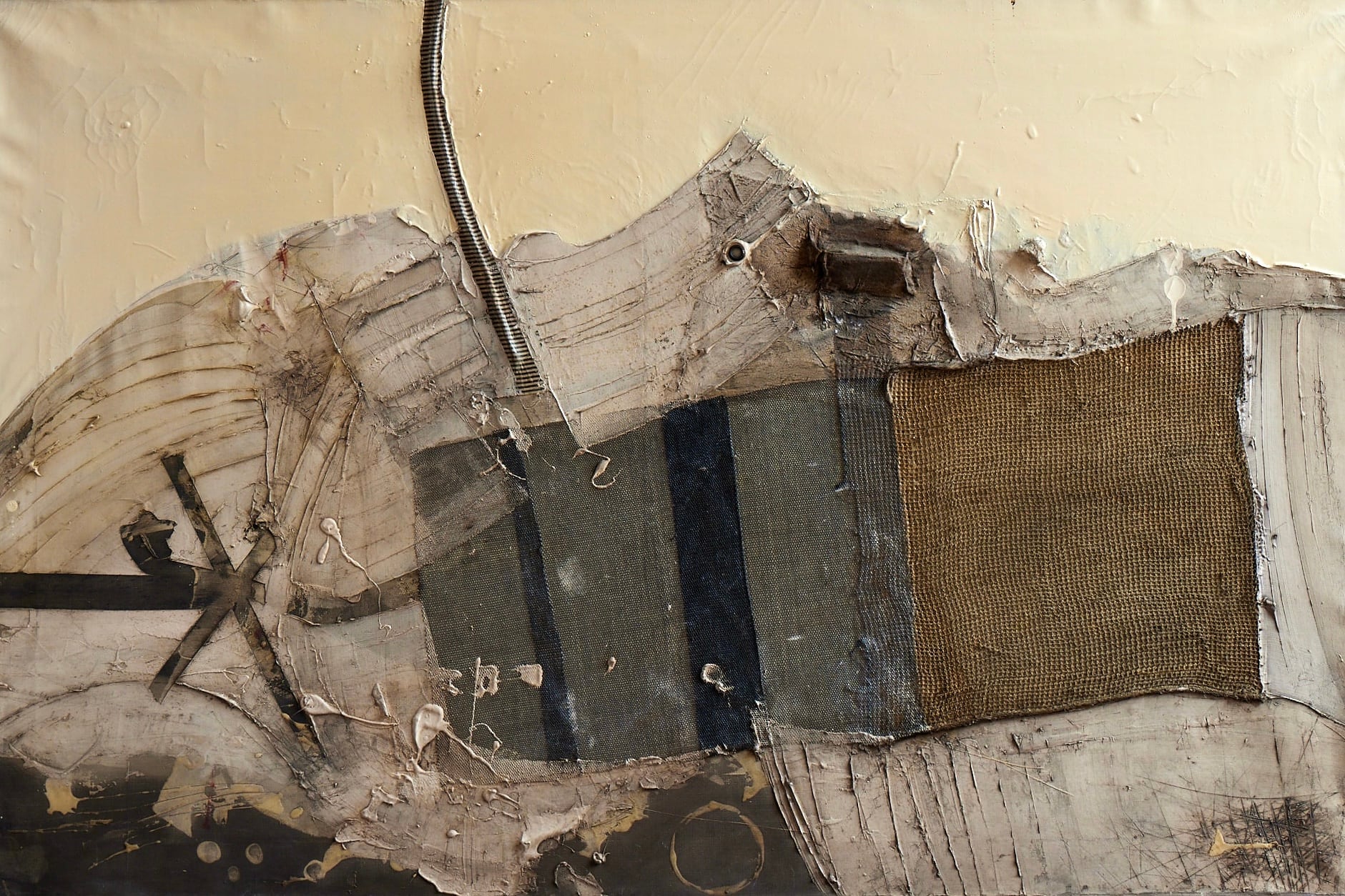 Una de las obras de M. Pucciarelle exhibidas en van Riel. Abajo: Otra de las obras de M. Pucciarelli.