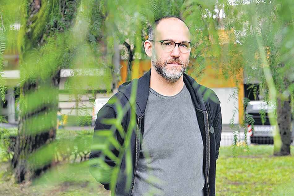 Feldman propone un dispositivo teatral tan interesante como poco convencional.