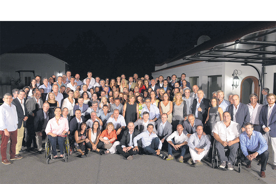 En vísperas de su visita al Congreso, Macri recibió anoche en Olivos a los legisladores del oficialismo.