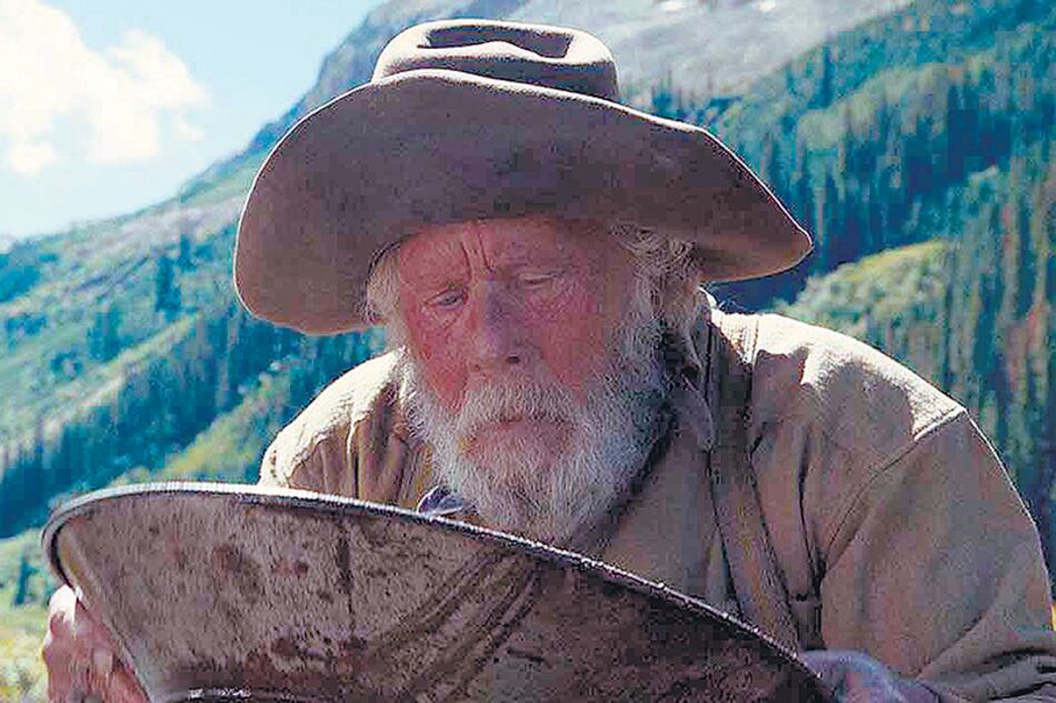 Aunque cueste reconocerlo, el “old timer” que protagoniza el cuarto relato es... Tom Waits.