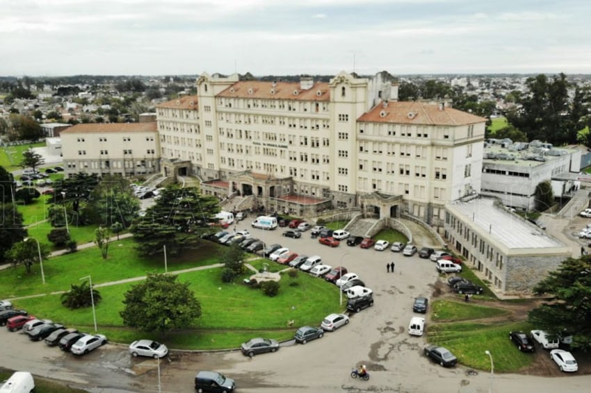 Ángel Oscar Ariztimuño, de 37 años, está internado en el Hospital Interzonal General de Agudos.